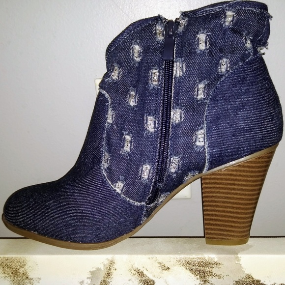 Denim Cowboy booties - Picture 3 of 5